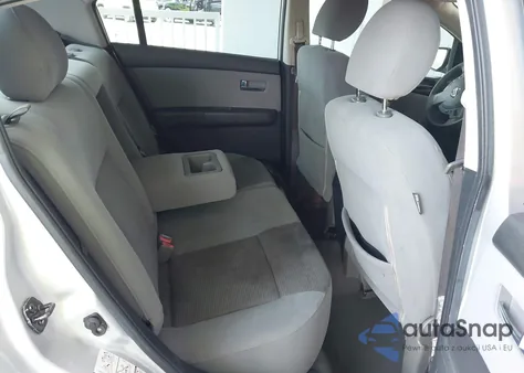 2010 Nissan Sentra 2.0S z USA, uszkodzony, nr VIN 3N1AB6AP8AL717590